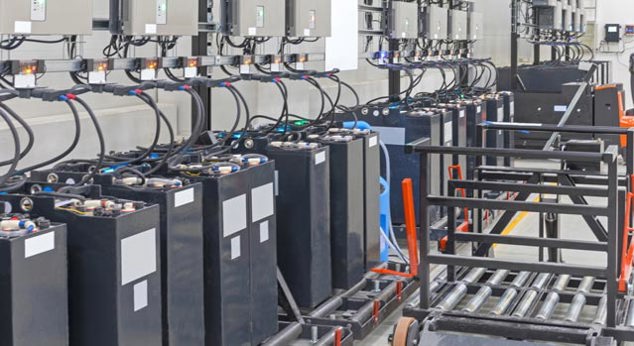 Battery storage technology with cables